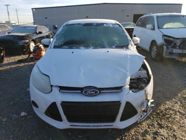 1FADP3F20EL177165 - 2014 FORD FOCUS SE WHITE photo 5