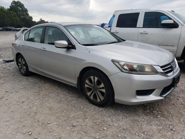 1HGCR2F36DA009075 - 2013 HONDA ACCORD LX Argent photo 4