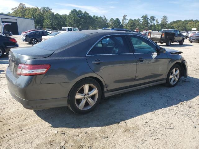 4T1BF3EK9AU017307 - 2010 TOYOTA CAMRY BASE Grau Foto 3