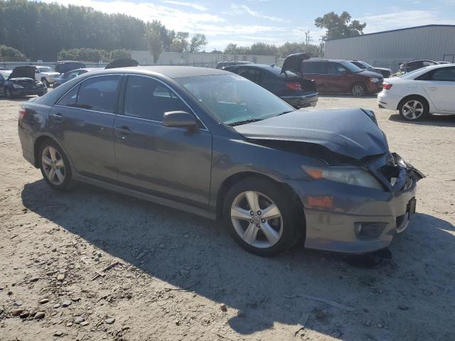 4T1BF3EK9AU017307 - 2010 TOYOTA CAMRY BASE Grau Foto 4