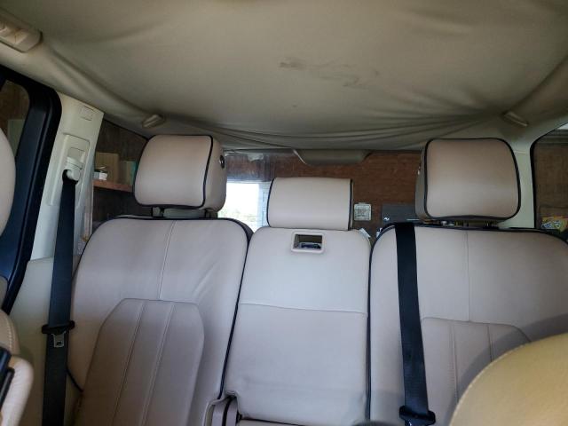 SALME1D48AA320032 - 2010 LAND ROVER RANGE ROVE HSE WHITE photo 10