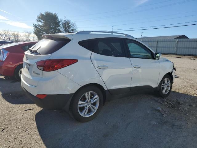 KM8JU3ACXDU572559 - 2013 HYUNDAI TUCSON GLS WHITE photo 3