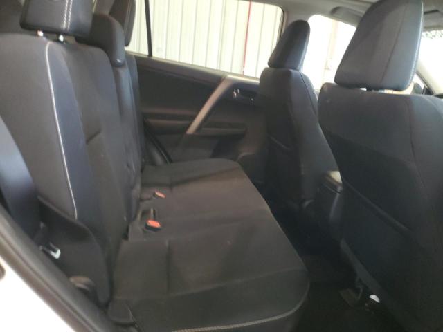 2T3RFREV9HW595274 - 2017 TOYOTA RAV4 XLE Weiß Foto 11