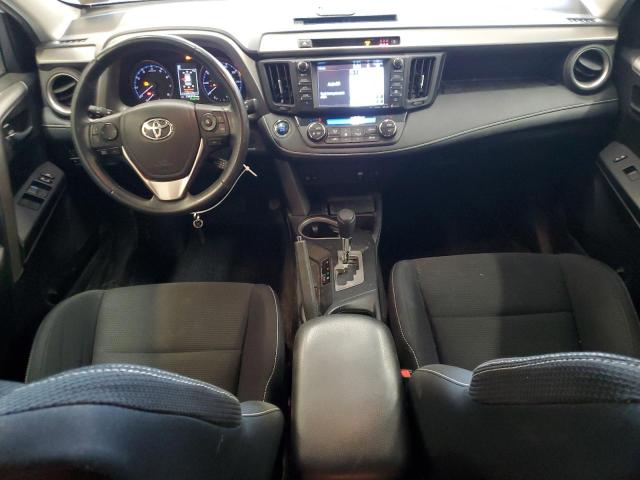 2T3RFREV9HW595274 - 2017 TOYOTA RAV4 XLE Weiß Foto 8