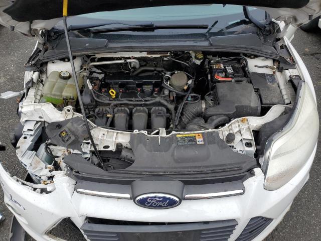 1FADP3F22DL269070 - 2013 FORD FOCUS SE WHITE photo 11