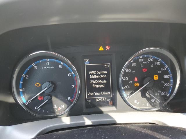 2T3DFREV3JW780033 - 2018 TOYOTA RAV4 LIMITED 白色 照片 9