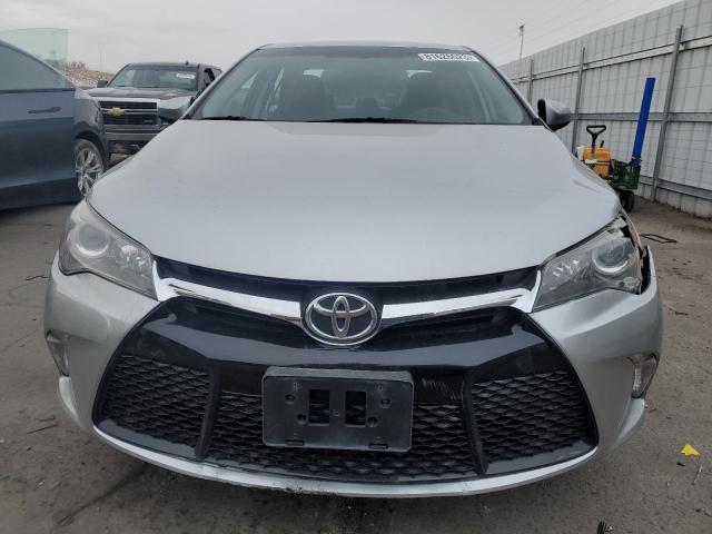 4T1BF1FK9FU094530 - 2015 TOYOTA CAMRY LE SILVER photo 5