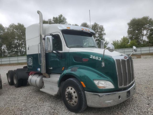 2017 PETERBILT TRACTOR 579, null