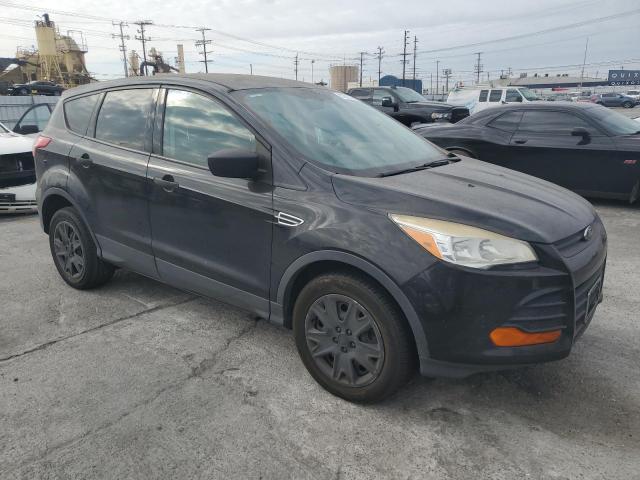 1FMCU0F78DUC24584 - 2013 FORD ESCAPE S Սև լուսանկար 4