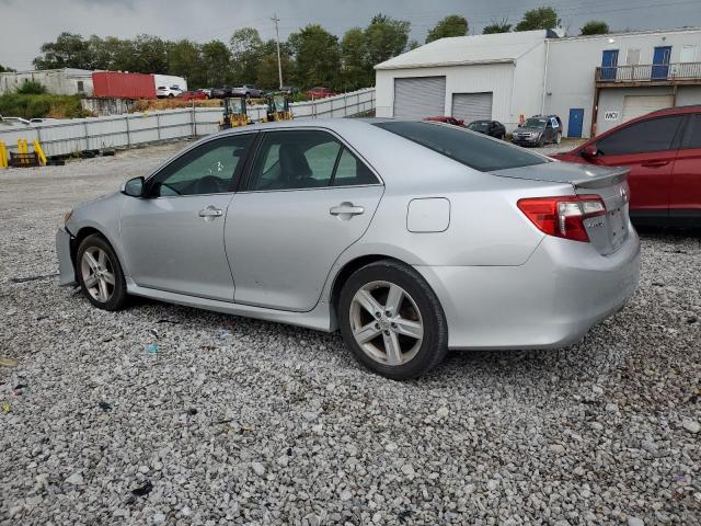 4T1BF1FK4DU267058 - 2013 TOYOTA CAMRY L 银色 照片 2