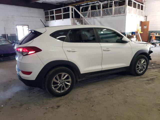 KM8J23A47HU286141 - 2017 HYUNDAI TUCSON SE WHITE photo 3