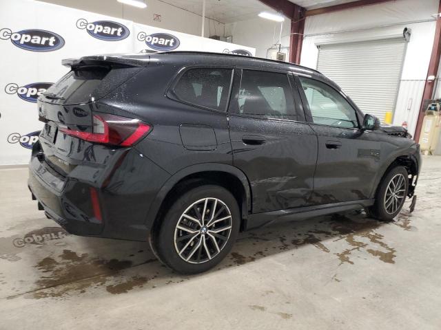 WBX73EF01S5351986 - 2025 BMW X1 XDRIVE28I BLACK photo 3