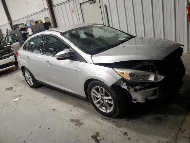 1FADP3F25HL222329 - 2017 FORD FOCUS SE SILVER photo 4