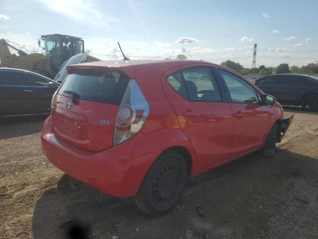 JTDKDTB31E1571052 - 2014 TOYOTA PRIUS C 红色 照片 3