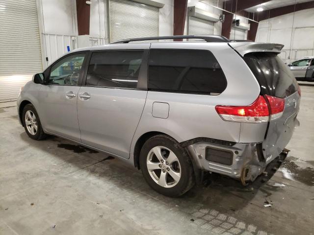 5TDKK3DC8ES457555 - 2014 TOYOTA SIENNA LE SILVER photo 2