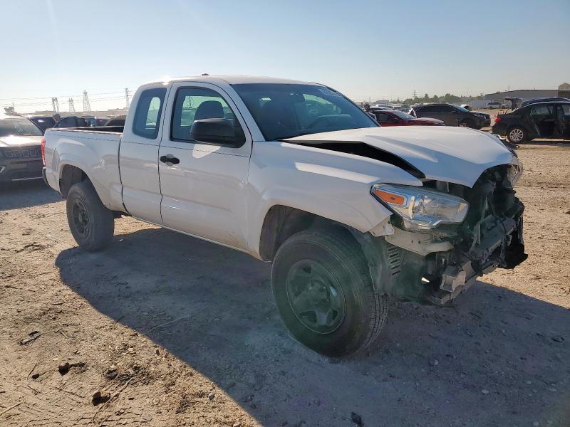 5TFRX5GN9HX083271 - 2017 TOYOTA TACOMA ACCESS CAB Weiß Foto 4