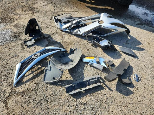 3N1CN7AP5JL818771 - 2018 NISSAN VERSA S ვერცხლისფერი ფოტო 12