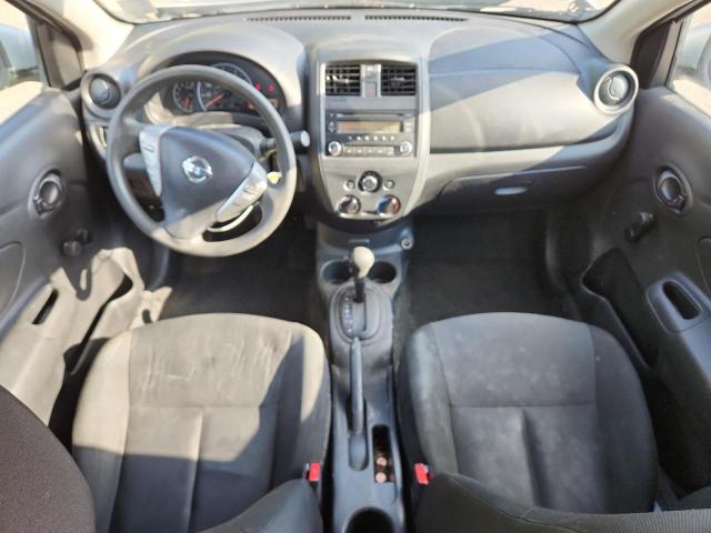 3N1CN7AP5JL818771 - 2018 NISSAN VERSA S ვერცხლისფერი ფოტო 8