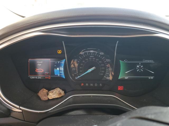 3FA6P0H75GR105172 - 2016 FORD FUSION SE WHITE photo 9