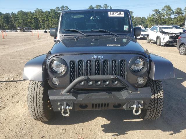 1C4BJWEG5HL602174 - 2017 JEEP WRANGLER U SAHARA SILVER photo 5