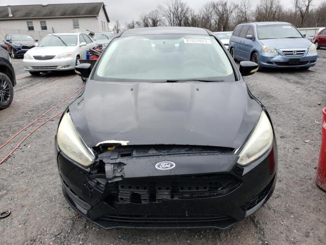 1FADP3F26HL208374 - 2017 FORD FOCUS SE BLACK photo 5