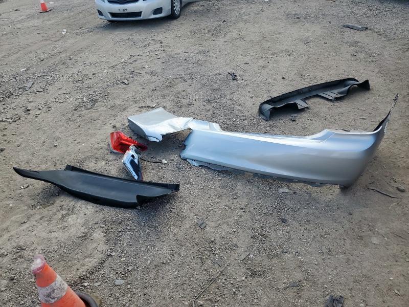 4T1BK3DB3BU398831 - 2011 TOYOTA AVALON BASE Серебристый фото 12