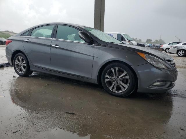 5NPEC4AC1DH624718 - 2013 HYUNDAI SONATA SE GRAY photo 4
