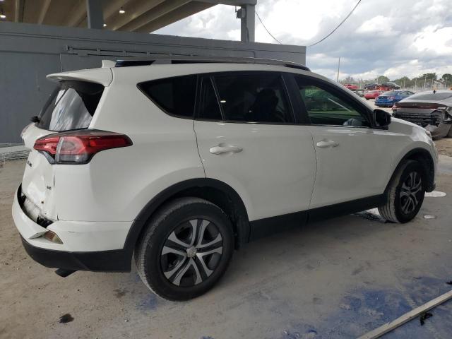 JTMZFREV8GJ090209 - 2016 TOYOTA RAV4 LE 白色 照片 3