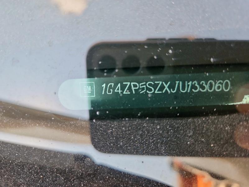 1G4ZP5SZXJU133060 - 2018 BUICK LACROSSE ESSENCE Argent photo 12