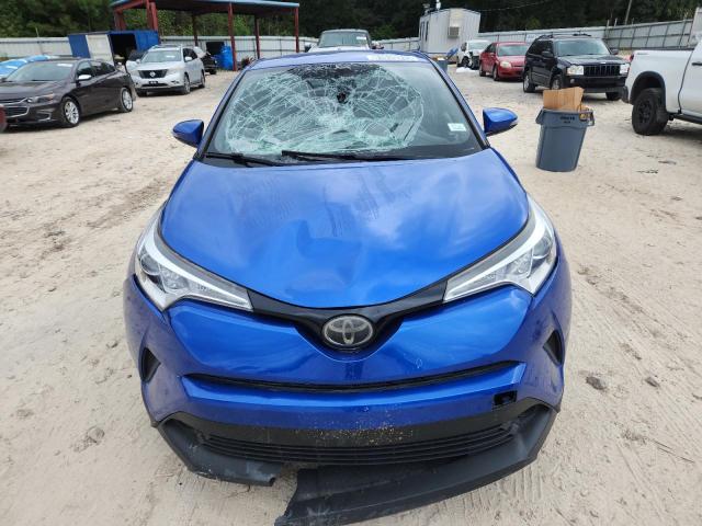 NMTKHMBX4KR075561 - 2019 TOYOTA C-HR XLE BLUE photo 5