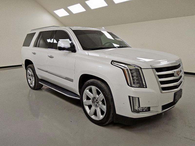 1GYS4BKJ8KR204469 - 2019 CADILLAC ESCALADE LUXURY Beyaz fotoğraf 4