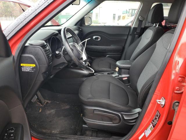 KNDJP3A56K7645662 - 2019 KIA SOUL + RED photo 7