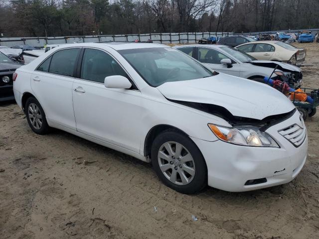 4T1BK46K27U537552 - 2007 TOYOTA CAMRY LE WHITE photo 4