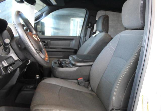 3C6UR5CL5RG305911 - 2024 RAM 2500 TRADESMAN თეთრი ფოტო 9