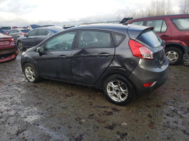 3FADP4EJ5FM101374 - 2015 FORD FIESTA SE GRAY photo 2