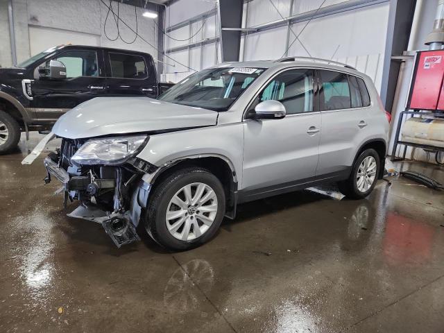 2009 VOLKSWAGEN TIGUAN SE, 