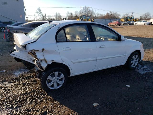 KNADH4A35B6753224 - 2011 KIA RIO BASE WHITE photo 3