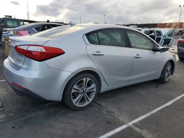 KNAFX4A81G5608055 - 2016 KIA FORTE EX SILVER photo 3