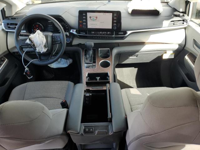 5TDKRKEC0PS163462 - 2023 TOYOTA SIENNA LE SILVER photo 8