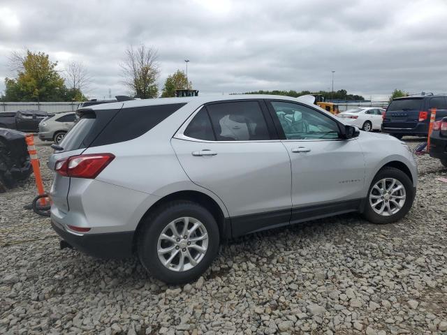 2GNAXJEV3J6113273 - 2018 CHEVROLET EQUINOX LT Gümüş fotoğraf 3