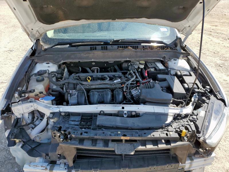 3FA6P0H77DR330186 - 2013 FORD FUSION SE WHITE photo 11