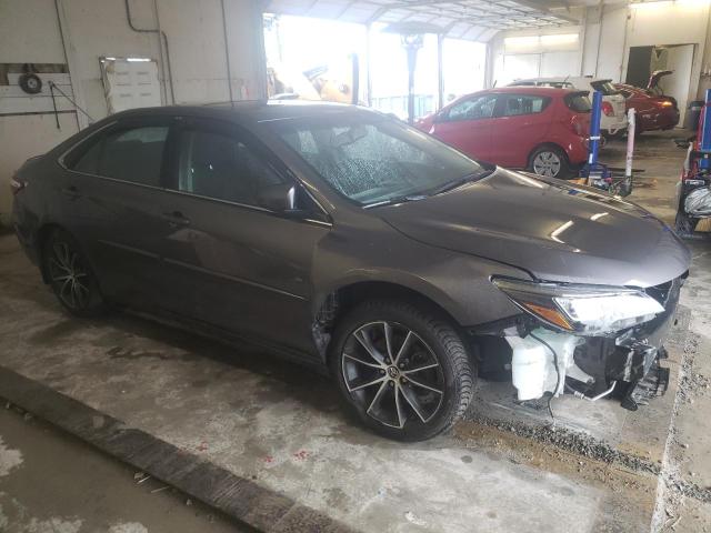 4T1BK1FK8FU560766 - 2015 TOYOTA CAMRY XSE GRAY photo 4