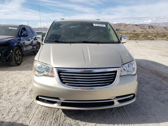 2C4RC1CG2DR621703 - 2013 CHRYSLER TOWN & COU TOURING L GOLD photo 5