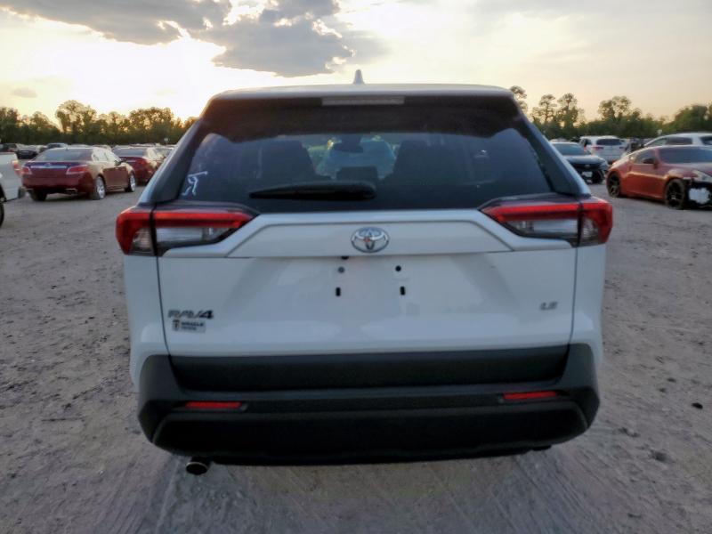 2T3H1RFV7RW323994 - 2024 TOYOTA RAV4 LE WHITE photo 6