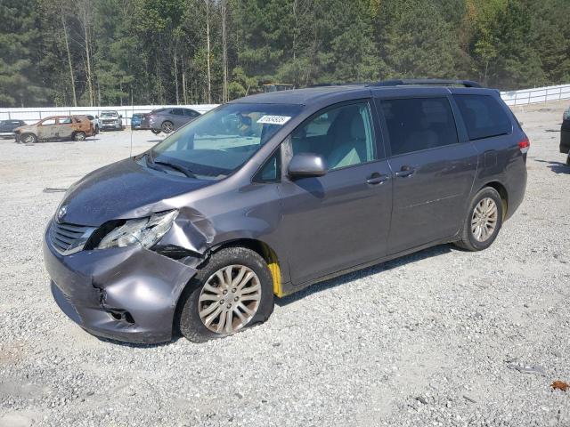 2012 TOYOTA SIENNA XLE, 
