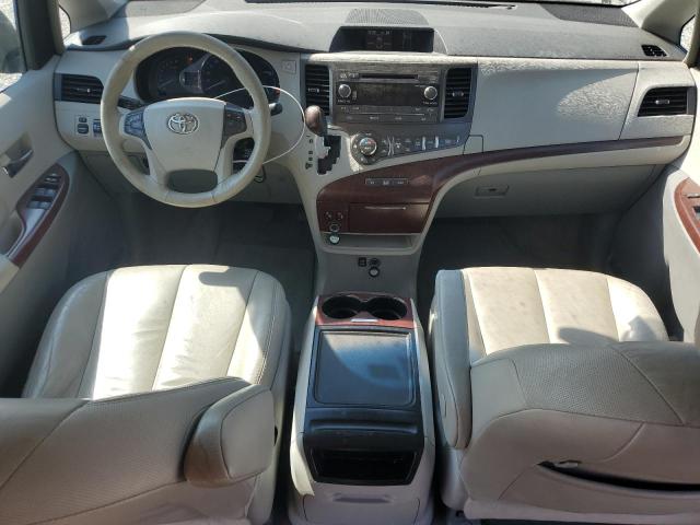 5TDYK3DC0CS212661 - 2012 TOYOTA SIENNA XLE GRAY photo 8