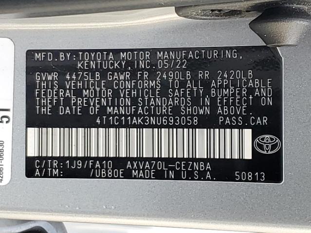 4T1C11AK3NU693058 - 2022 TOYOTA CAMRY LE SILVER photo 13