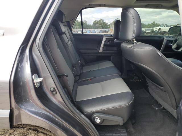 JTEZU5JRXJ5165351 - 2018 TOYOTA 4RUNNER SR5 ნაცრისფერი ფოტო 11