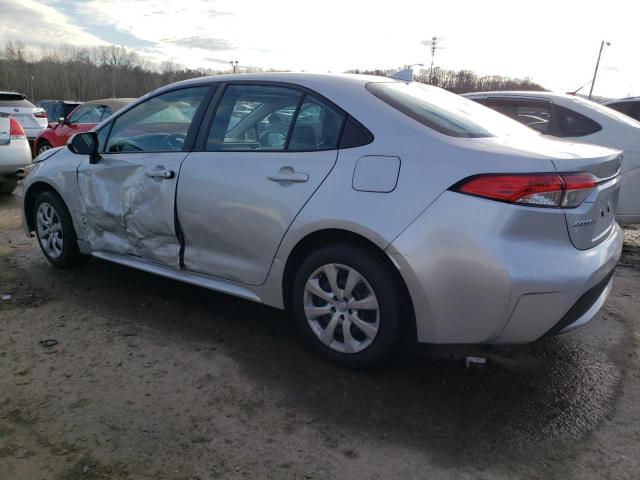 5YFEPMAE5MP166092 - 2021 TOYOTA COROLLA LE SILVER photo 2