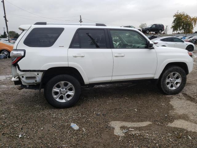JTEMU5JR4N6022714 - 2022 TOYOTA 4RUNNER SR5/SR5 PREMIUM თეთრი ფოტო 3